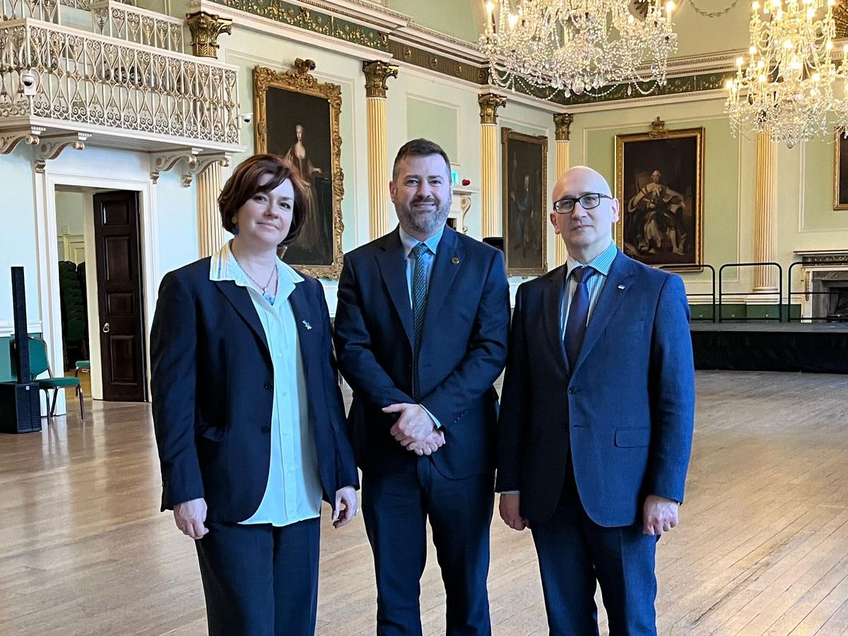 Cllr Kevin Guy with deputy chief of mission at the Embassy of Ukraine, Eduard Fesko, as well as founder and trustee of The Friends of Oleksandryia Zhenya Shkil